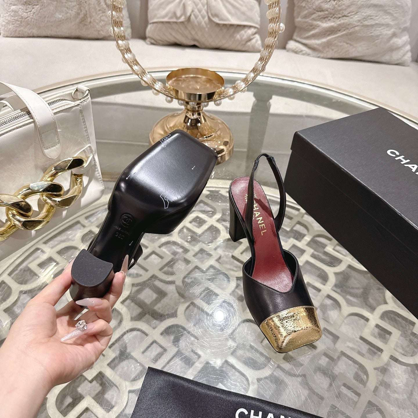 CC 26s Square-Toe High-Heeled Slingbacks 9cm Gold Black Leather 736108