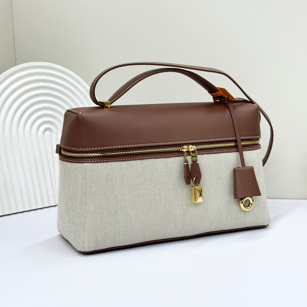 LP Extra Pouch L27 Caramel Calfskin Linen 231570