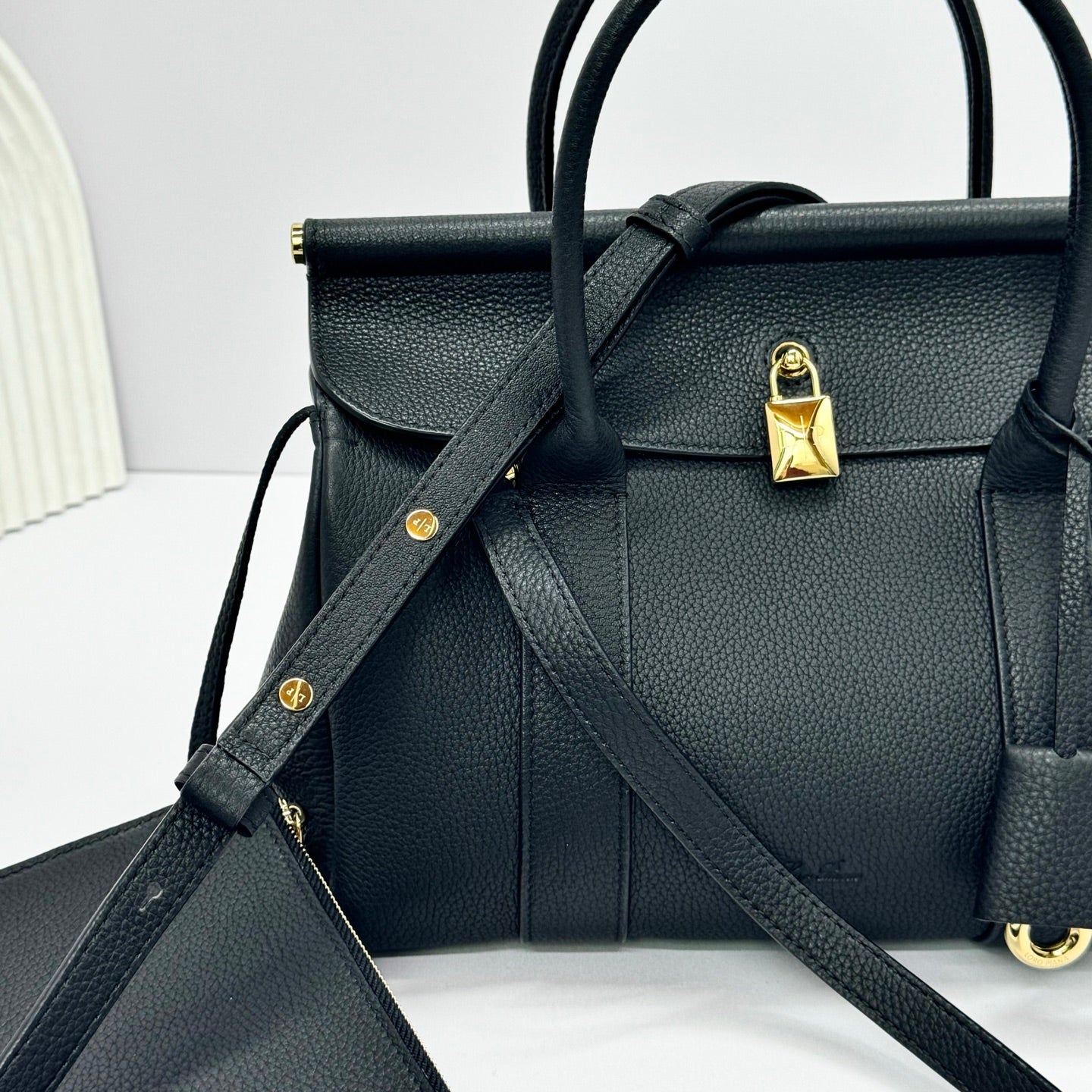 LP Loom L25 Black Lychee Pattern Calfskin 282182