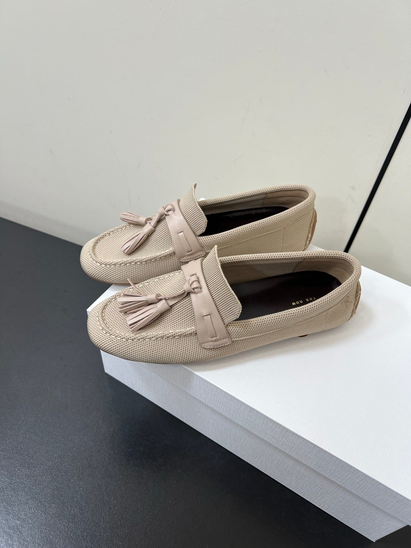 The Row Tassel-Knit Loafer Beige Canvas And Sheepskin 339995