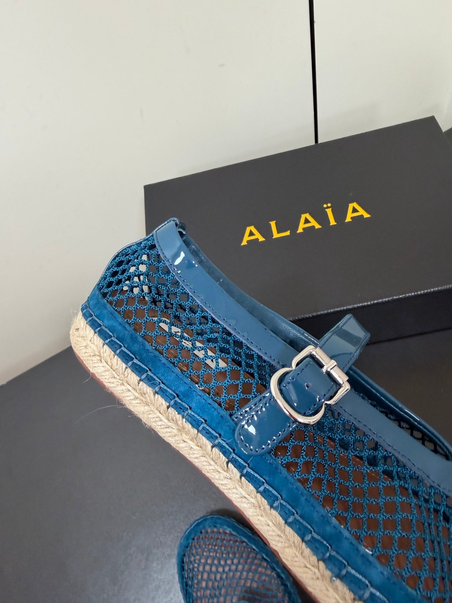 Alaia 26s Espadrilles Peacock Blue Patent Leather Mesh 984731