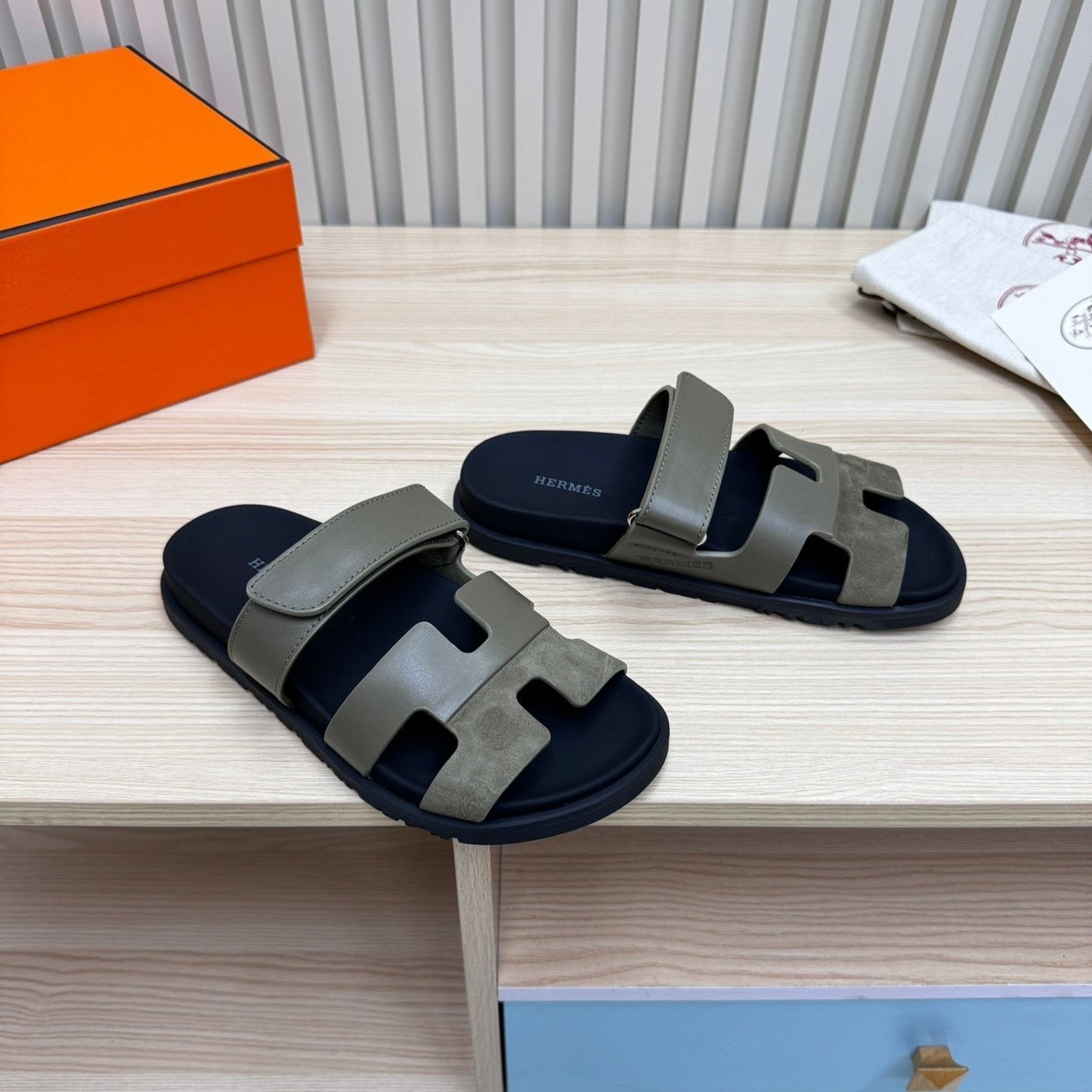 HM Chypre Sandal In Grey Green Cowhide And Suede 968868