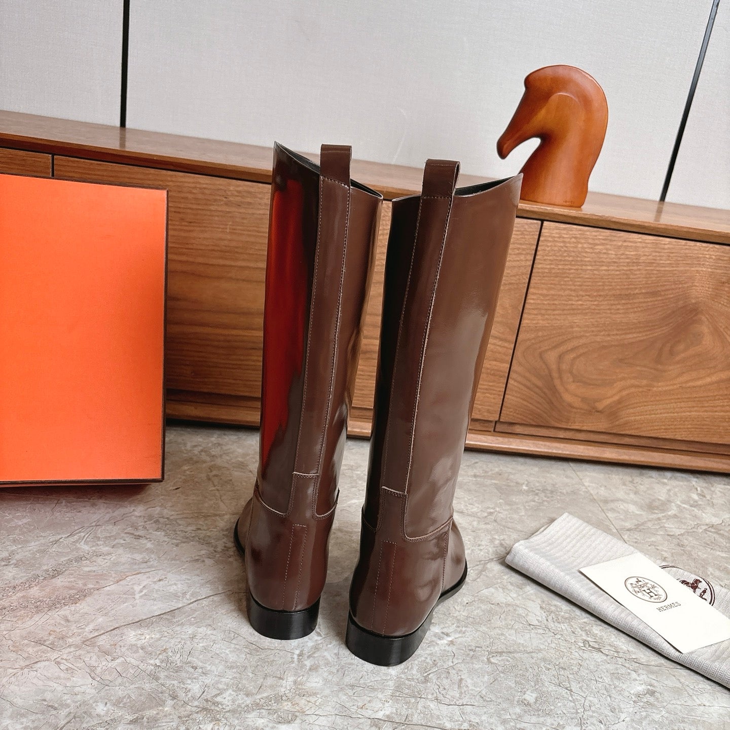 HM FW Pointed-Toe Riding Boots Brown Patent Leather 541260