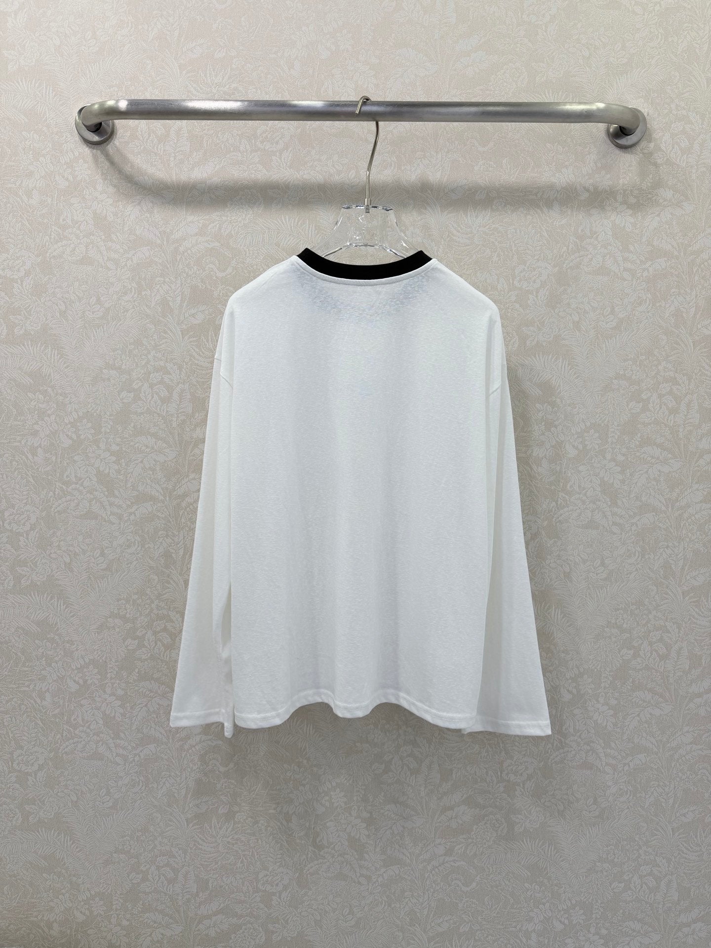 CC 26s Round Neck Pure Long Sleeve T-Shirt White Cotton
