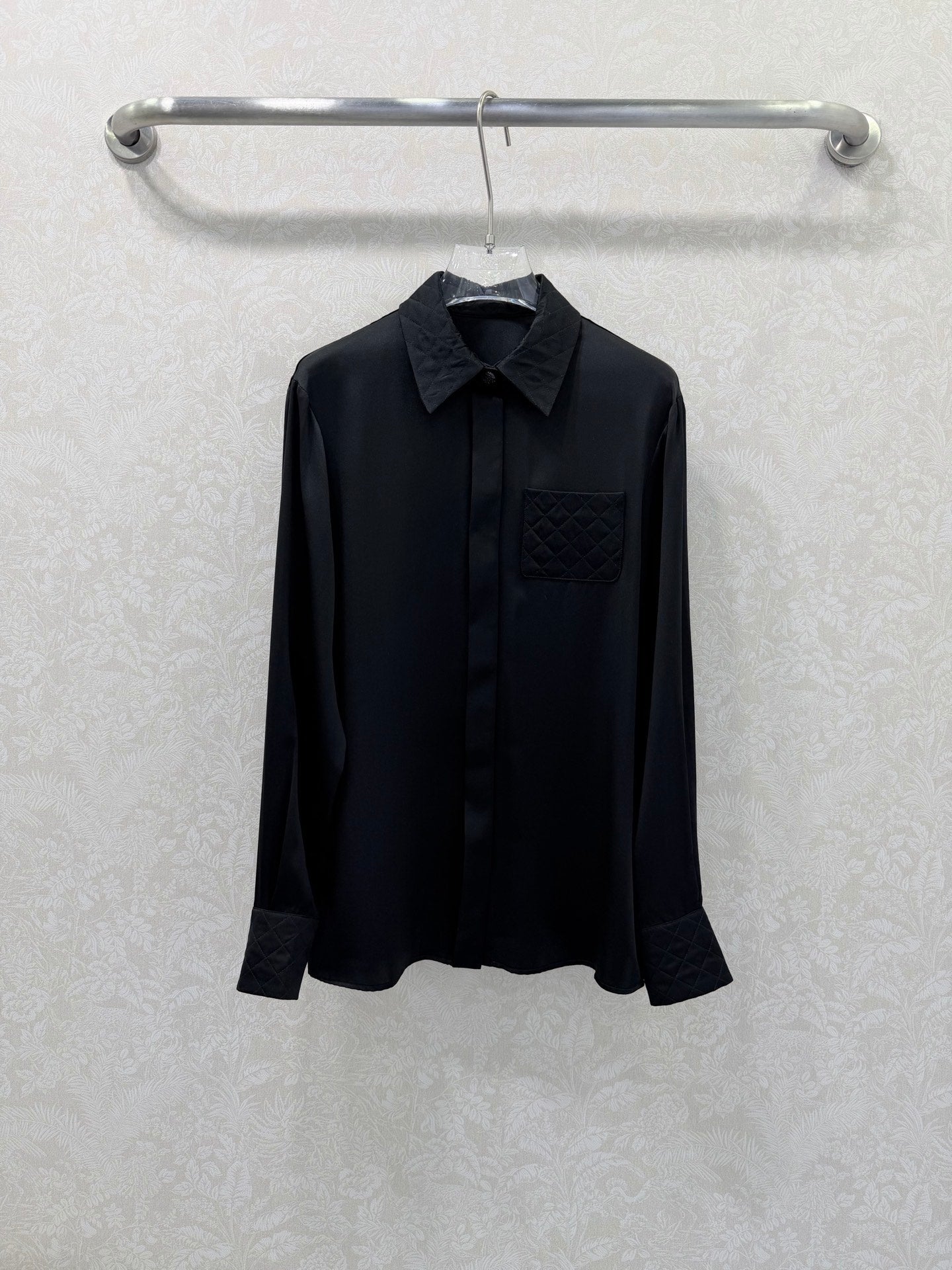 CC Collar Diamond Pattern Shirt Black Silk 353060