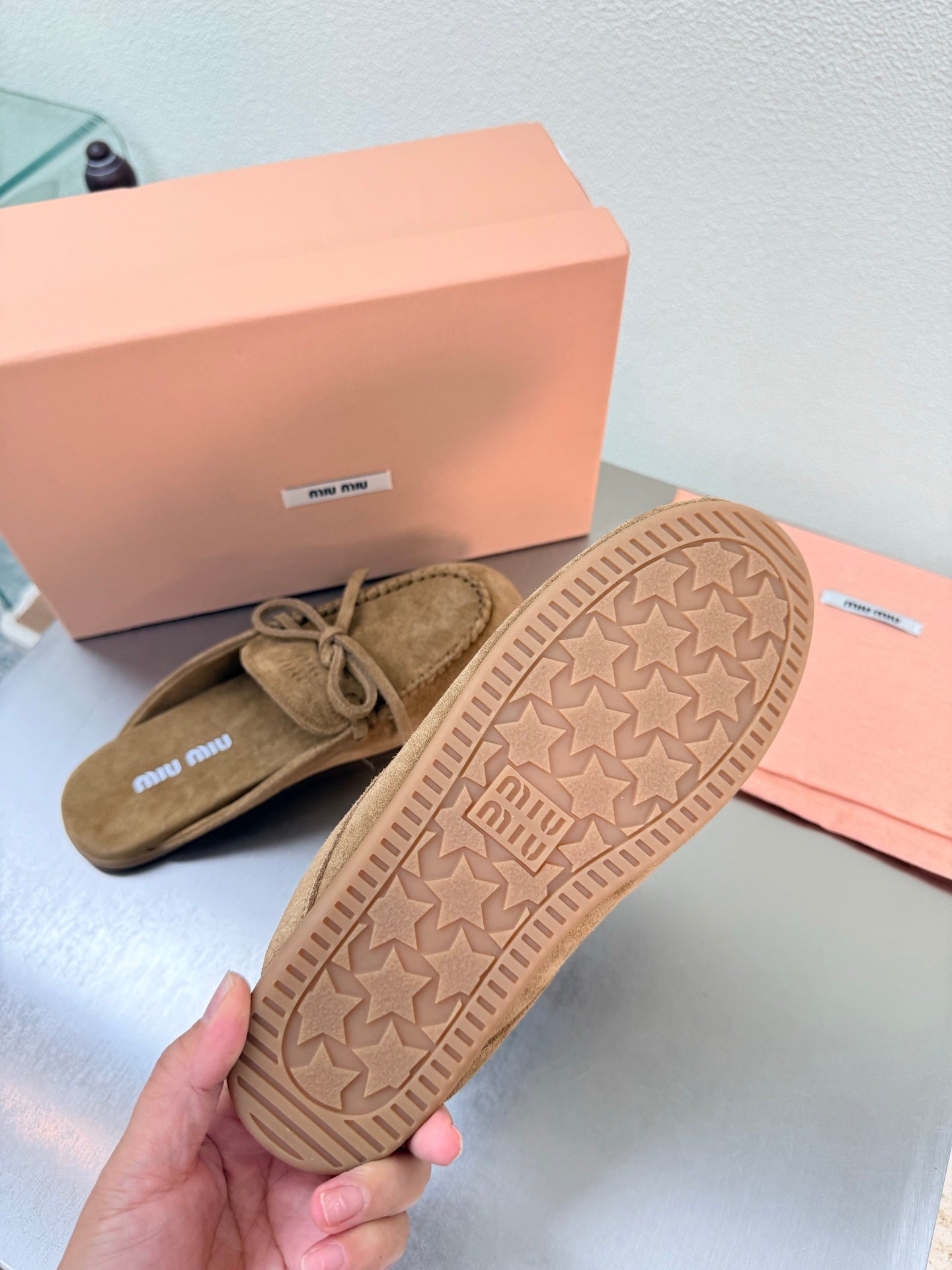 Miu Logo Mule Khahi Suede 693522