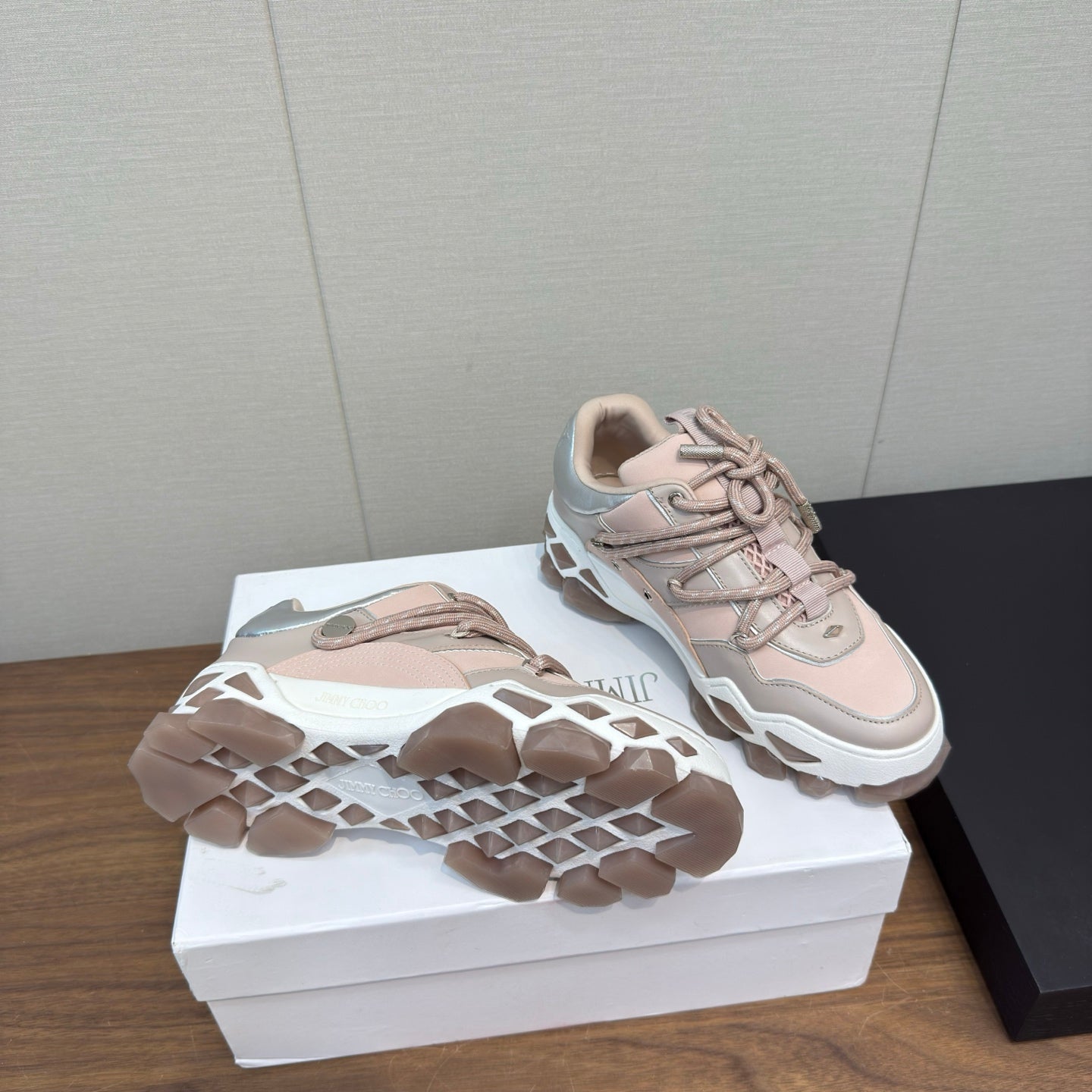 Jimmy Diamond X II/F Sneaker White Pink Fabric Leather 517666