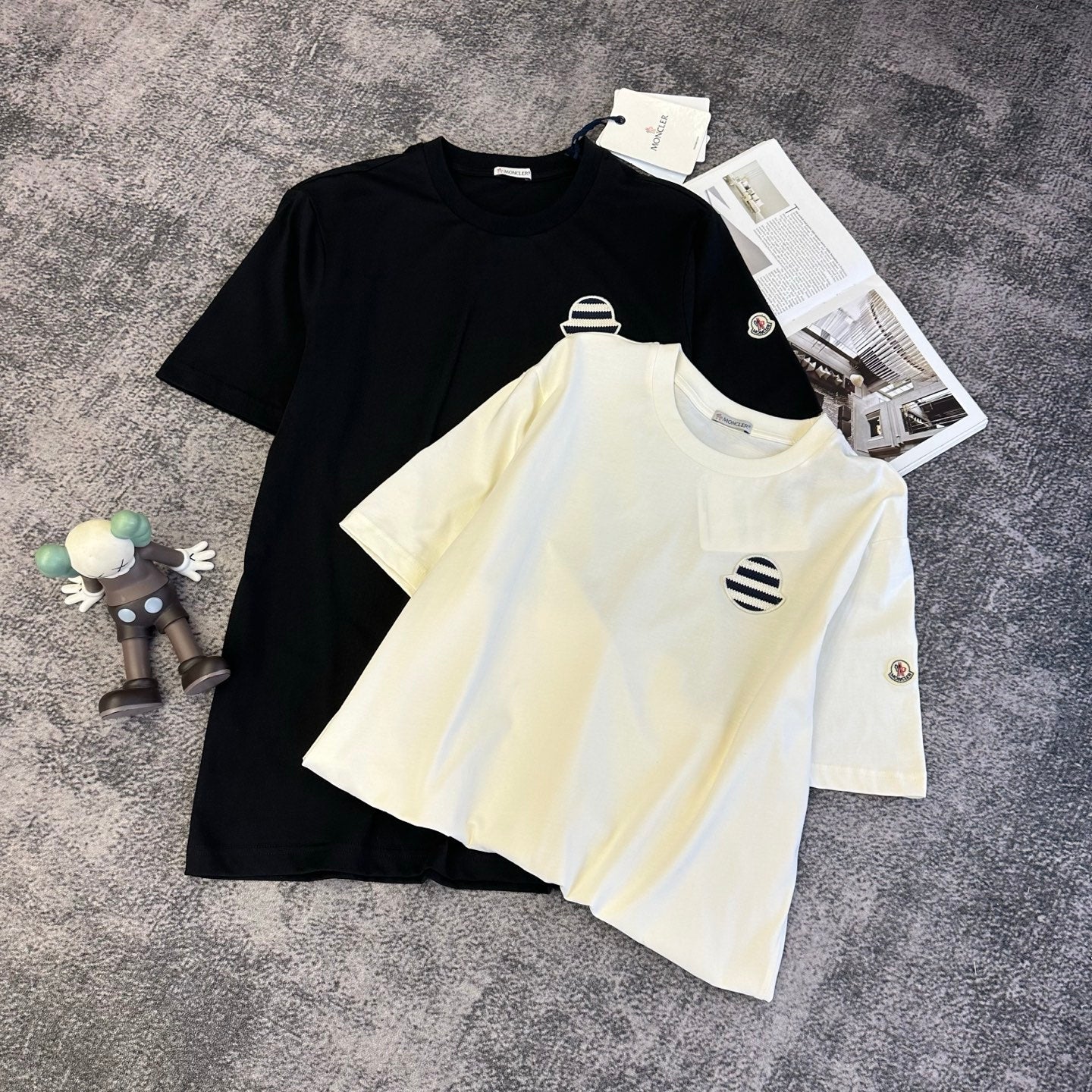 Moncler Short-Sleeve T-Shirt Cotton 369927