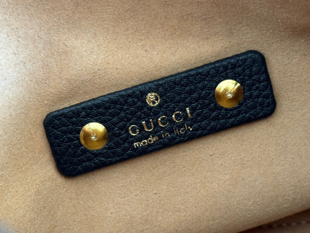 Gucci Solfbit Bag Black Calfskin 244322