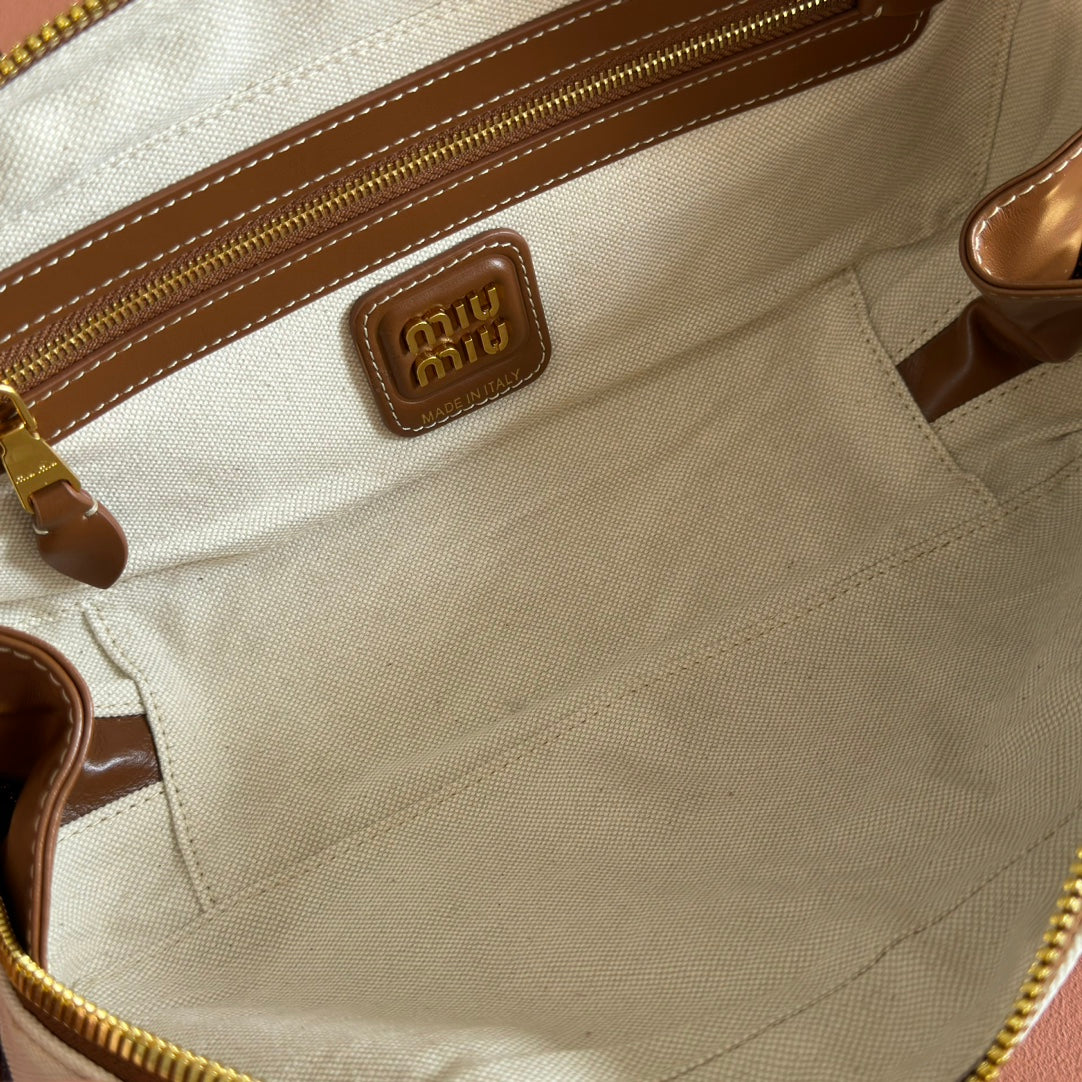 Miu Beau Small Bag 28cm Soft Beige Mix Dark Navy Blue Brown Cotton Cowhide 257951