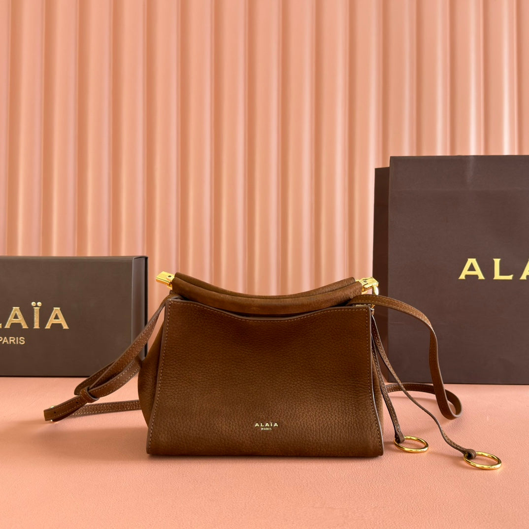 Alaia Small Le Click Square Shoulder Bag 20cm Brown Cowhide
