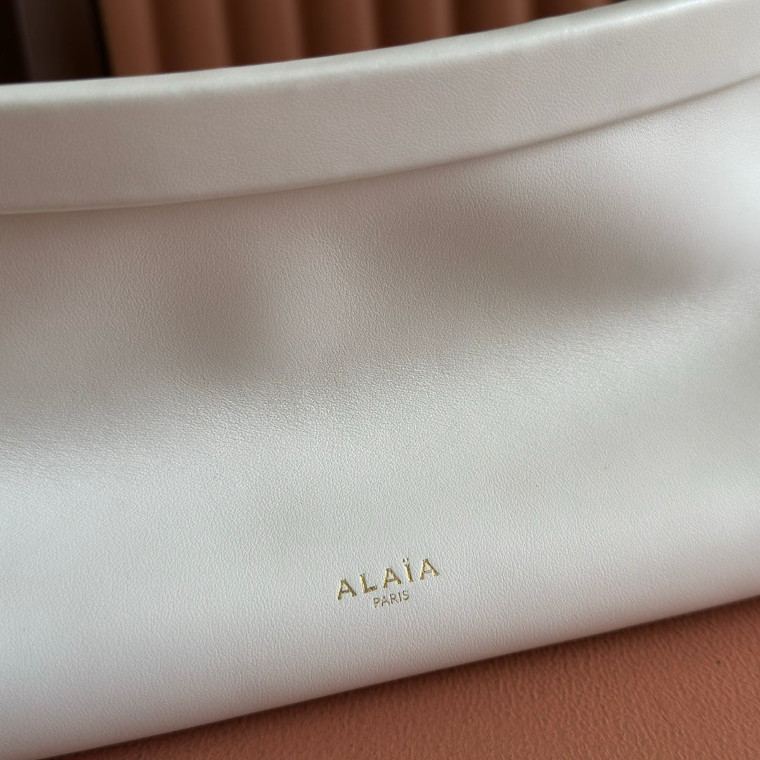 Alaia Le Click East West Medium Bag 30cm White Calfskin