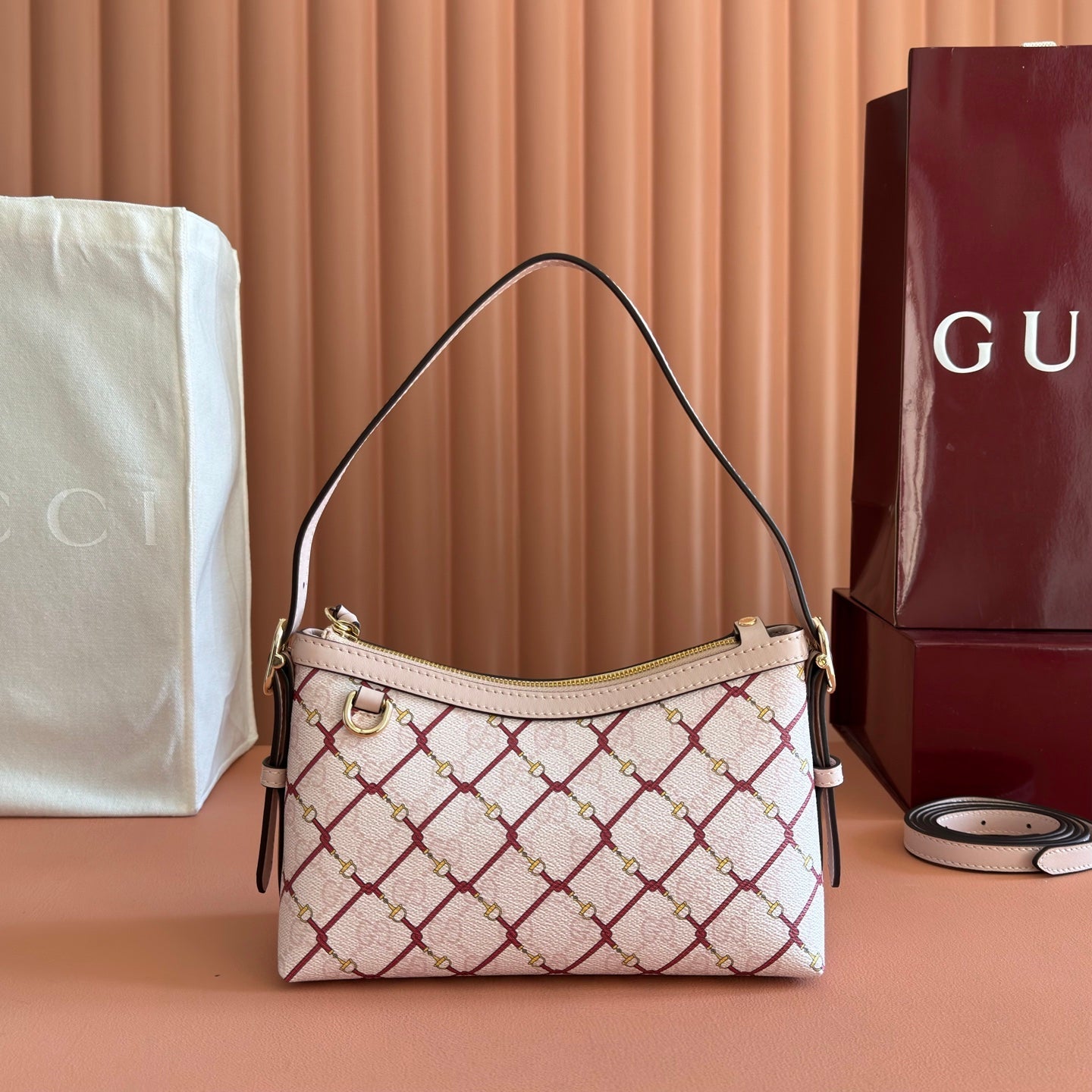 GG Emblem Small Shoulder Bag 22cm Red Pink GG Fabric