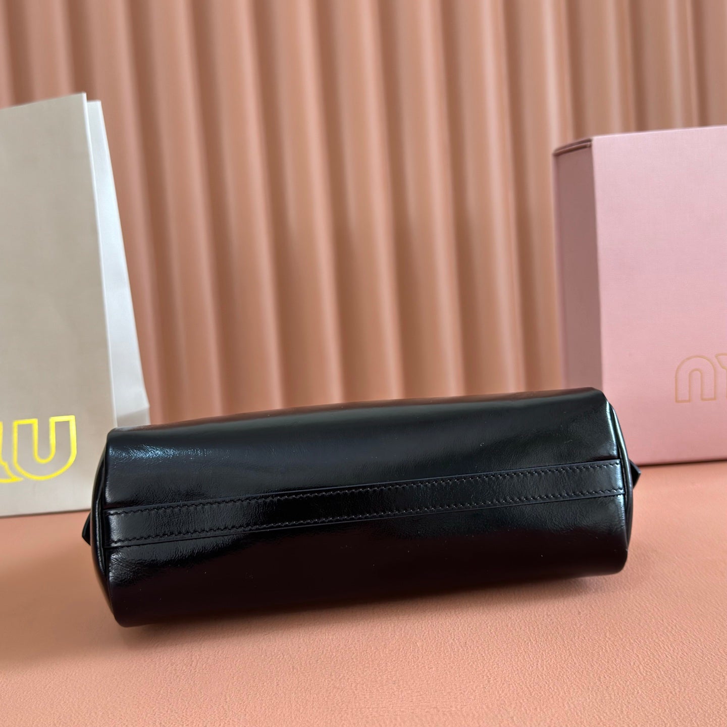 Miu Caprice Clutch Black Leather 280753