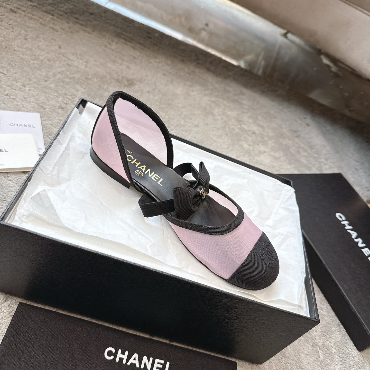 CC 25b Fall-Winter Mary Janes 15mm Pink Black Mesh & Grosgrain 415778