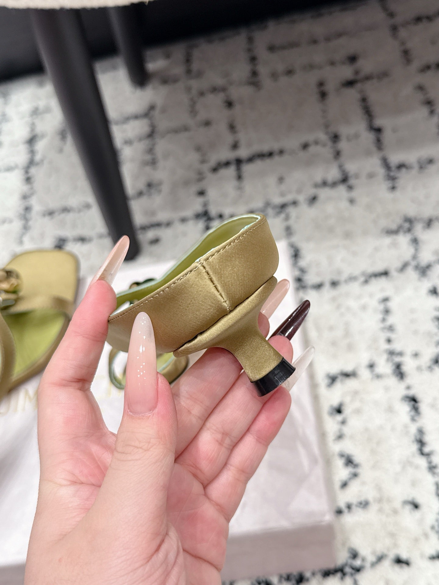 JC Emeri 35mm Sandals Olive Satin 880815