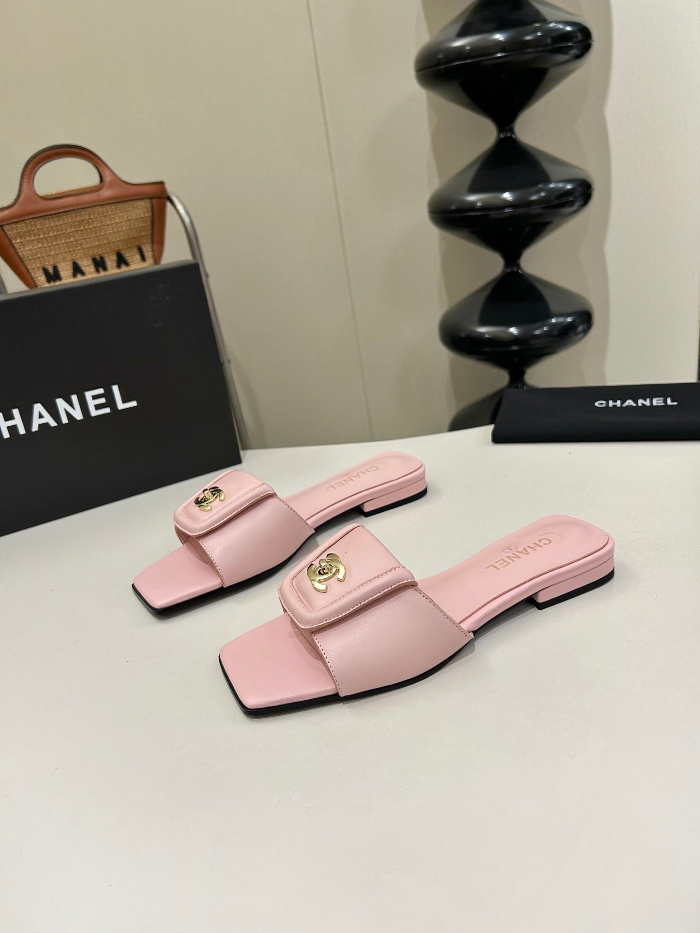 CC 26s Flat Mules Light Pink Sheepskin 939526