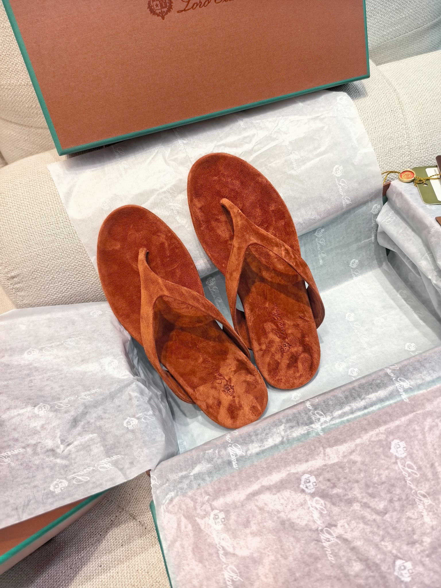 LP Ida Thong Sandal Brown Suede 798915