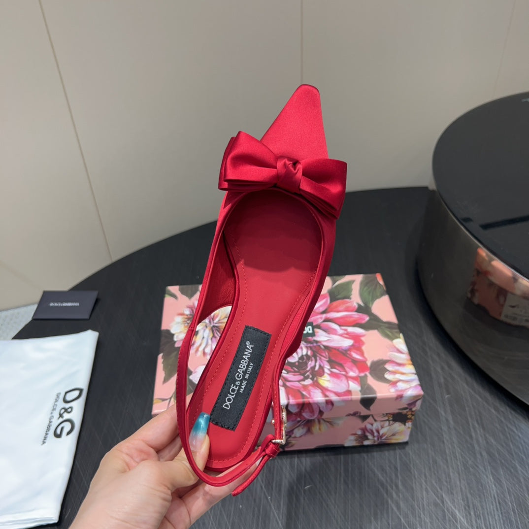 DC 25 Bow Slingback Pumps Red Silk And Sheepskin 381617