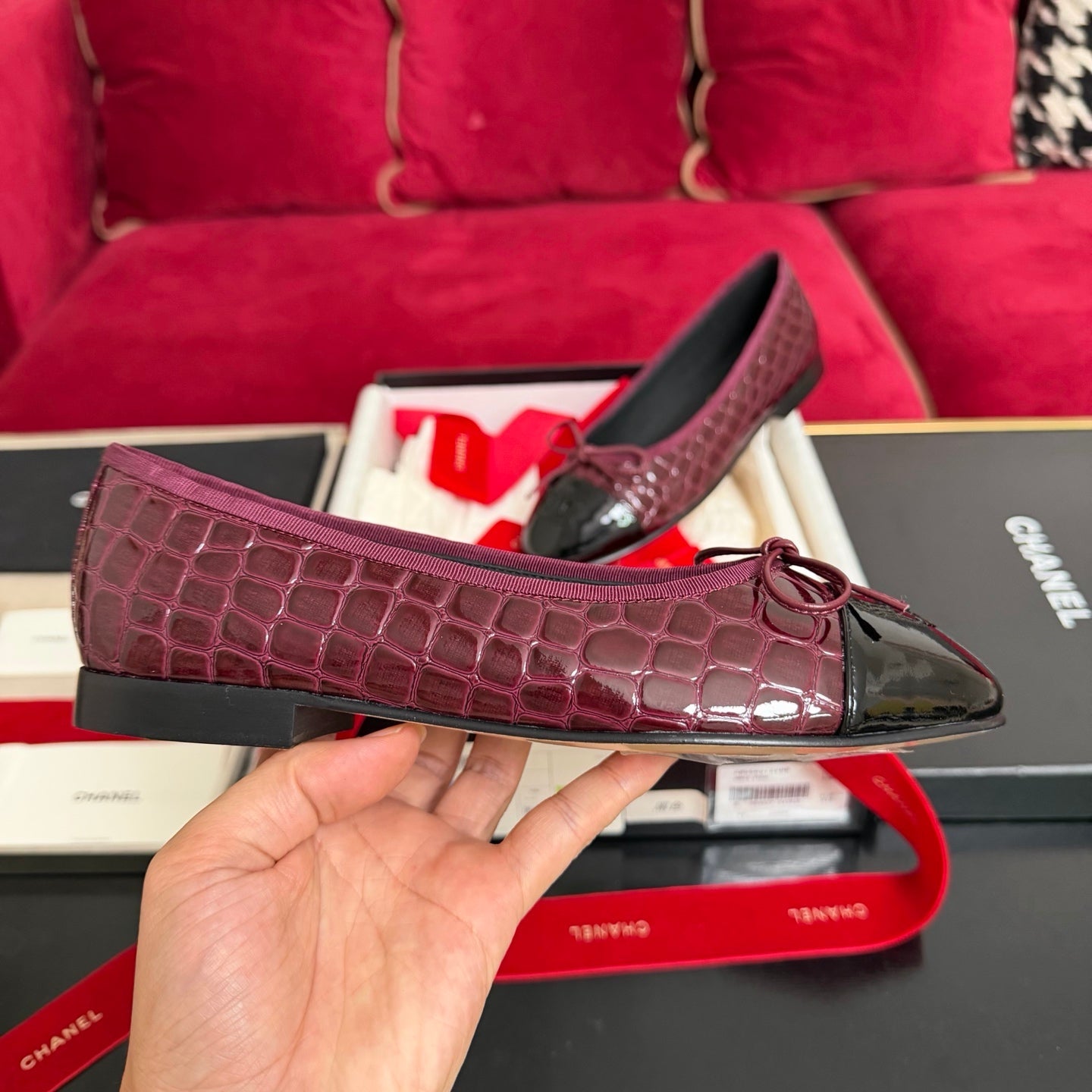 CC 26s Ballet Flat Burgundy Black Glossy Crocodile Embossed Leather 901101