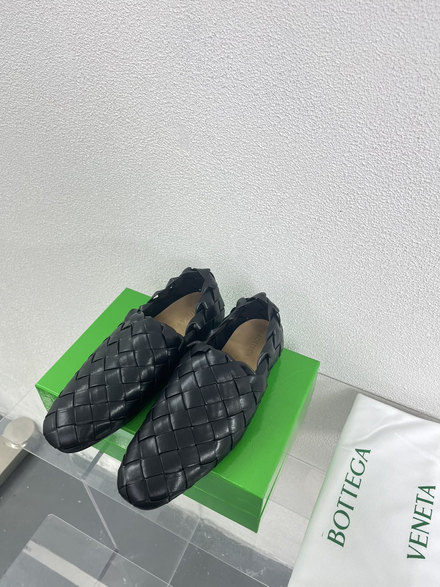 Bottega Veneta Intrecciato Black Lambskin 972909