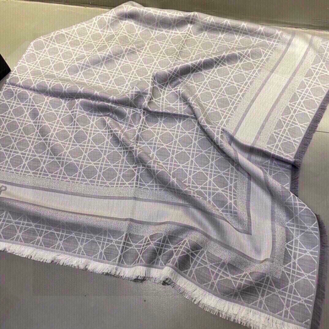 SQUARE SCARF 140 CM IN LIGHT PURPLE MIX WHITE WOOL AND SILK 415456