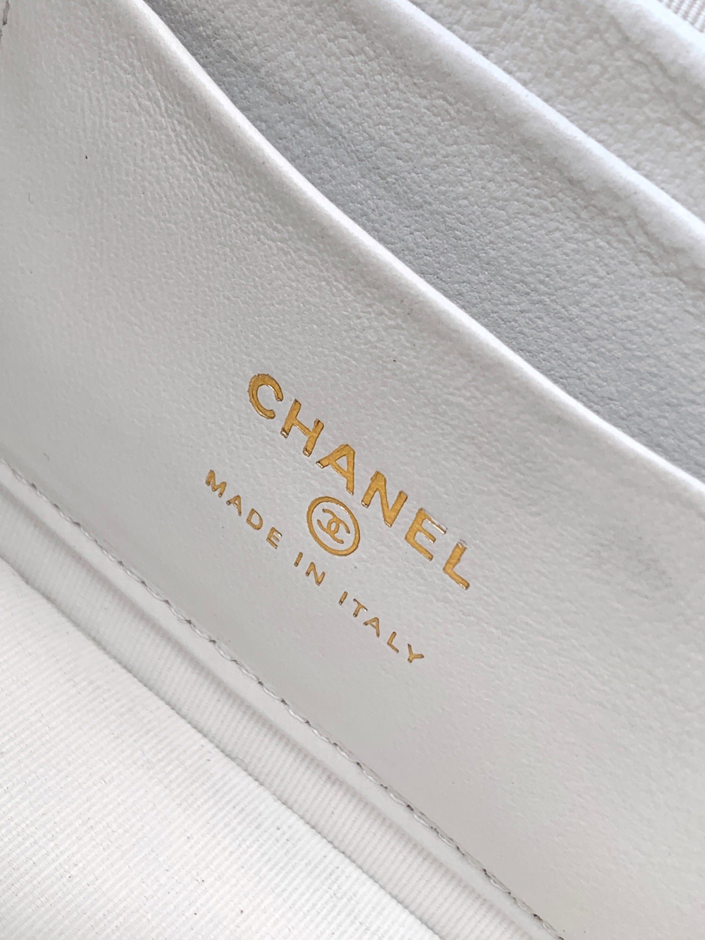 CC Mini Flap Bag 17.5 With Handle White Lambskin