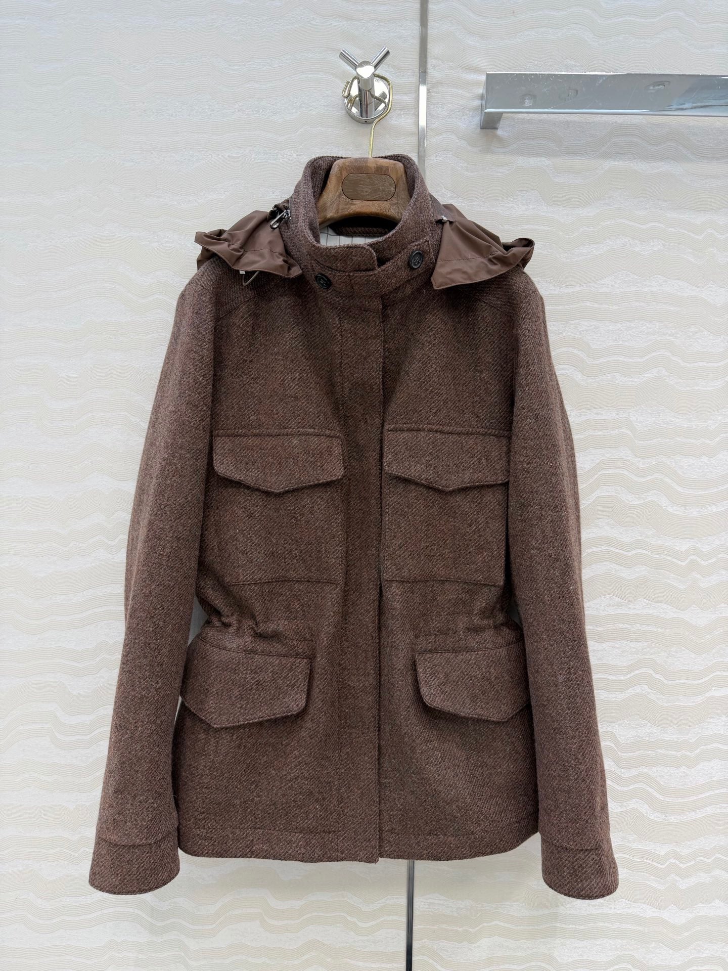 LP Traveler's Jacket Coffee Fabric 343928