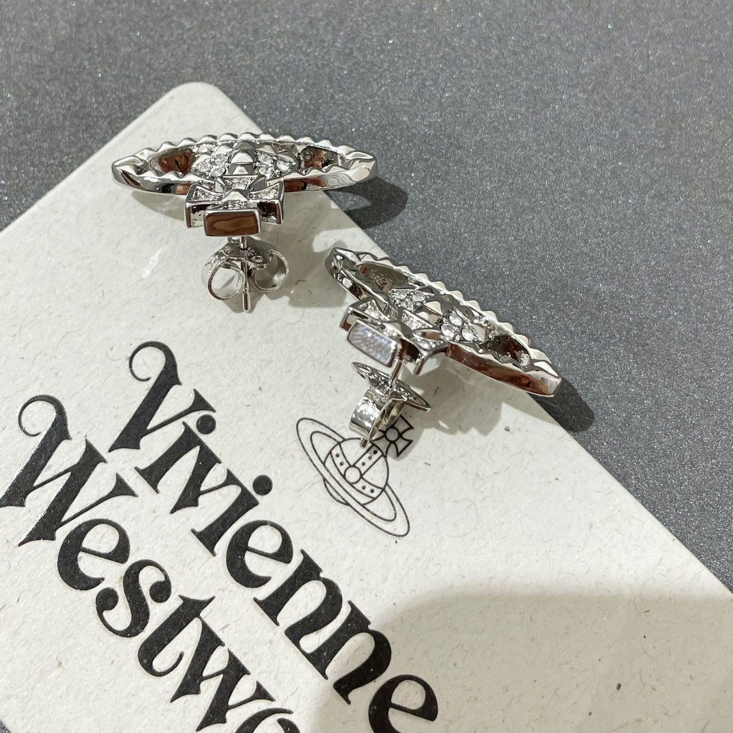 Vivienne Silver Studded Saturn Earring Sliver