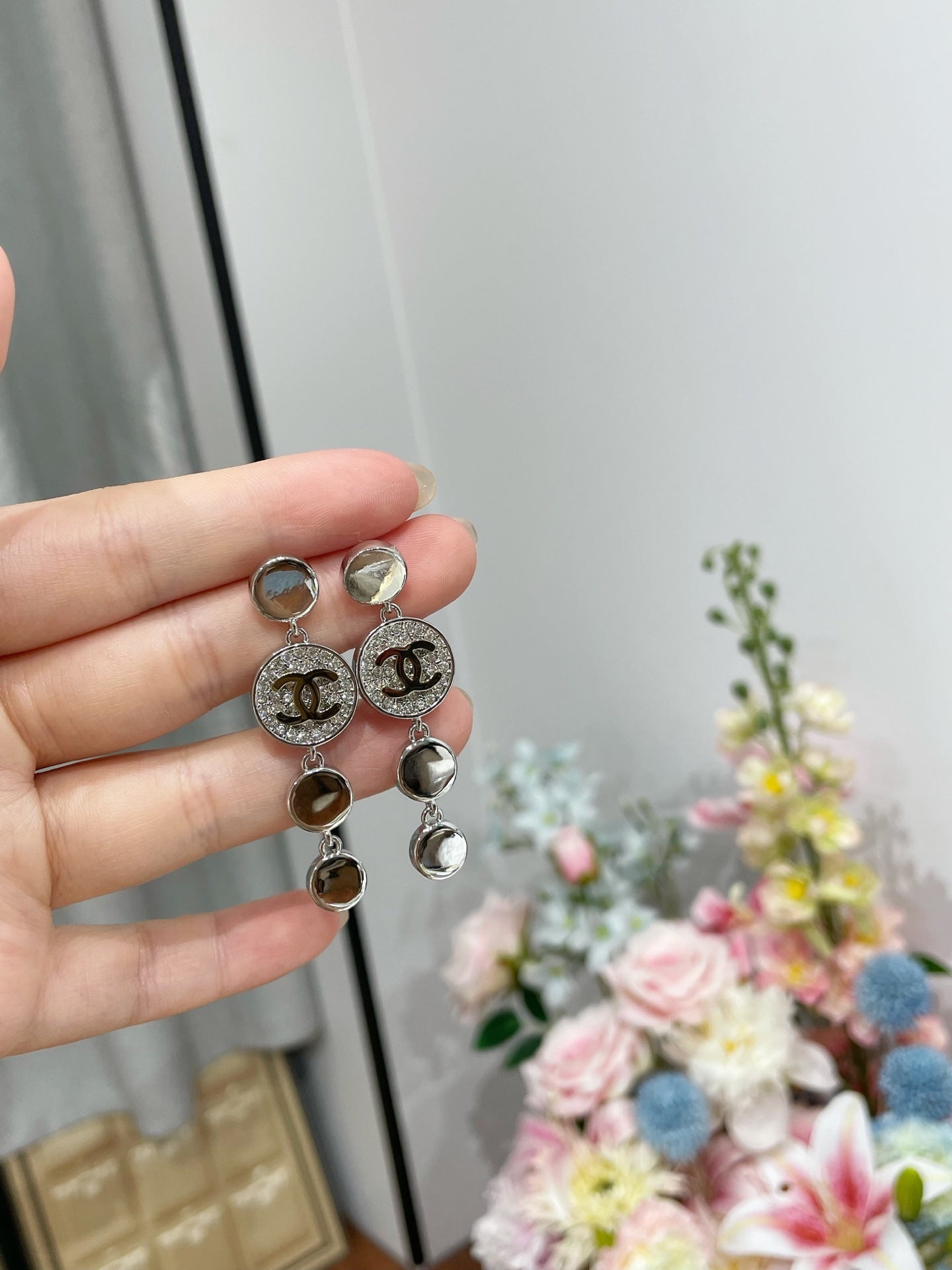 CC 26FW Gorgeous Sliver Earrings 011