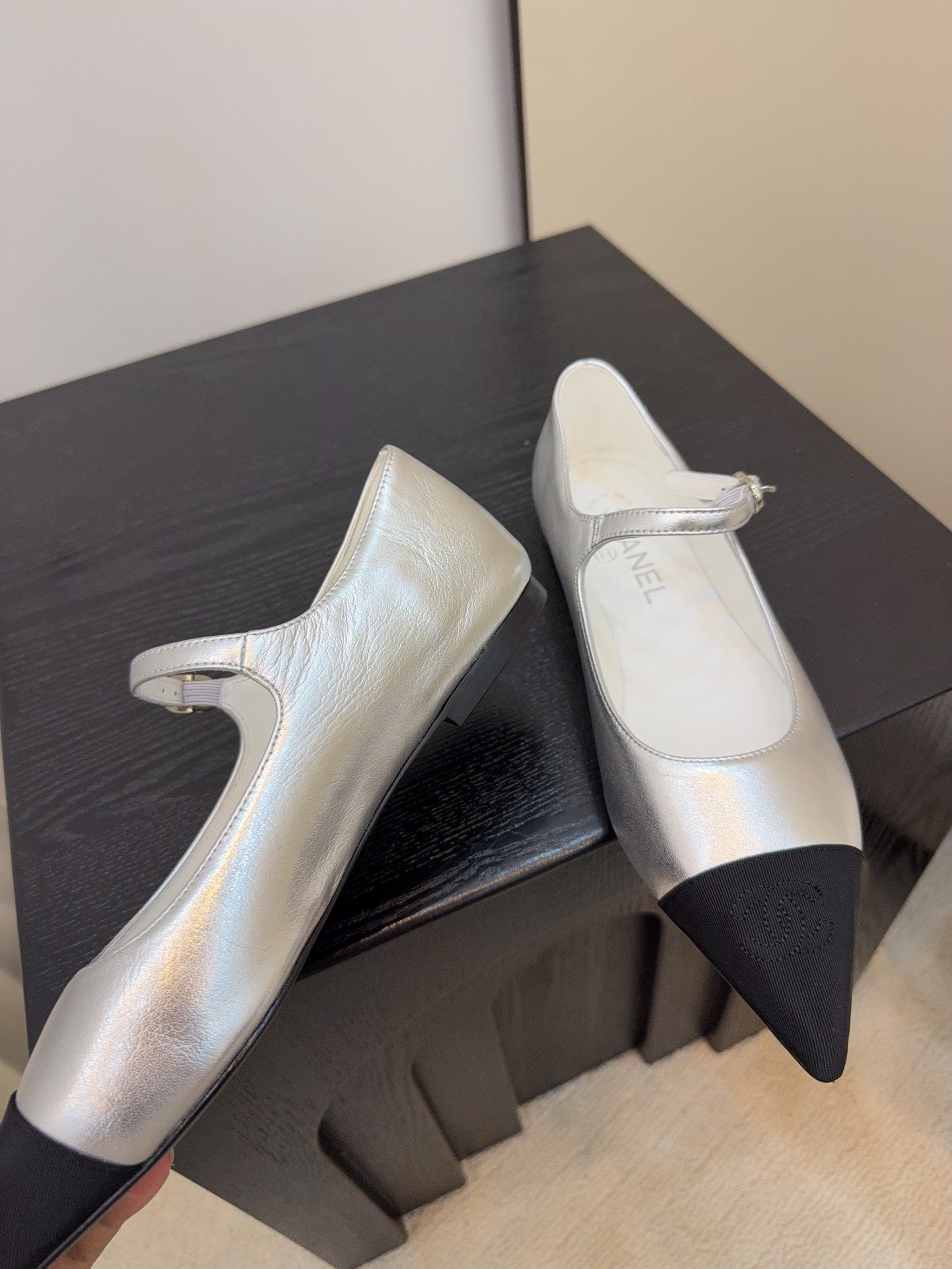 CD FW Mary Janes Sliver Metalic Lambskin & Grosgrain 505039