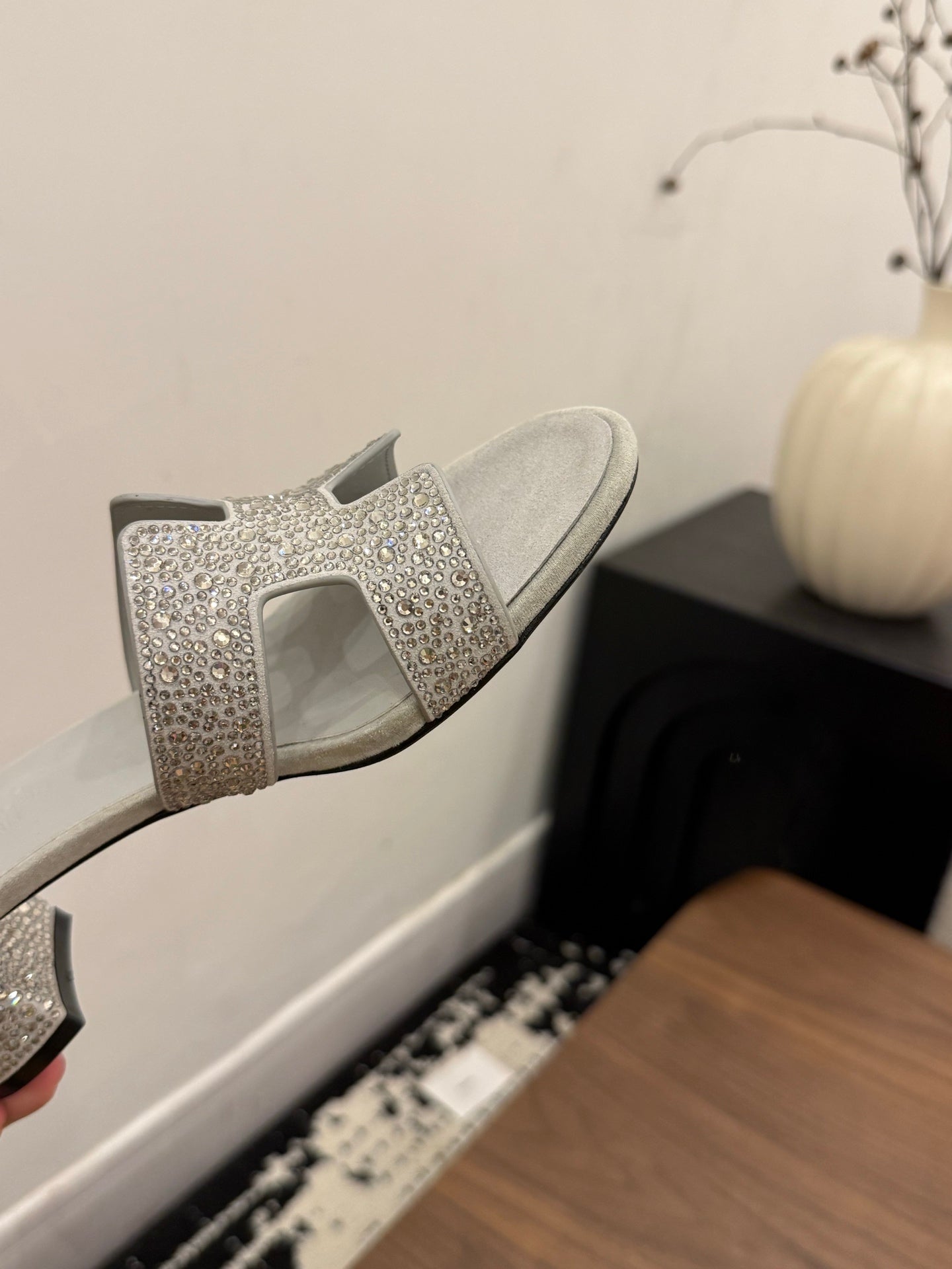 HM 26s Oasis Sandal In Light Grey Suede With Crystals