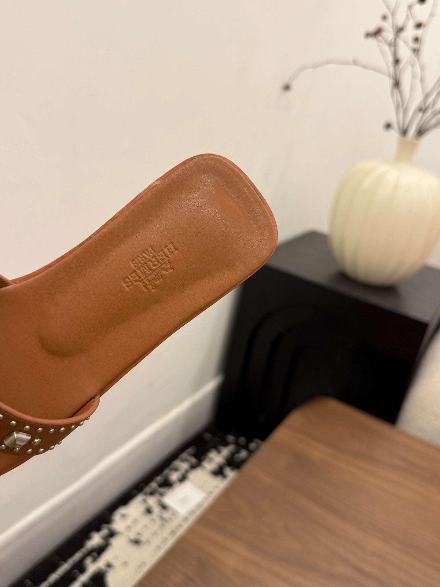 HM 26s Oran Studded Sandals In Brown Calfskin
