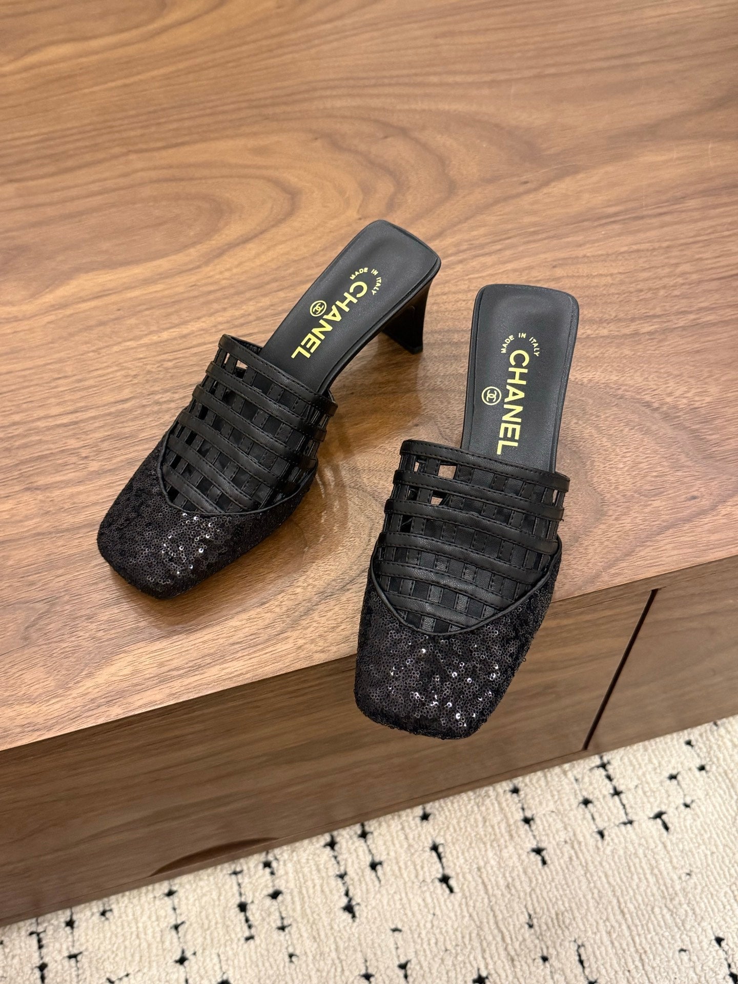 CC 26s Woven Mule High-Heeled Sandals Black Leather 850118
