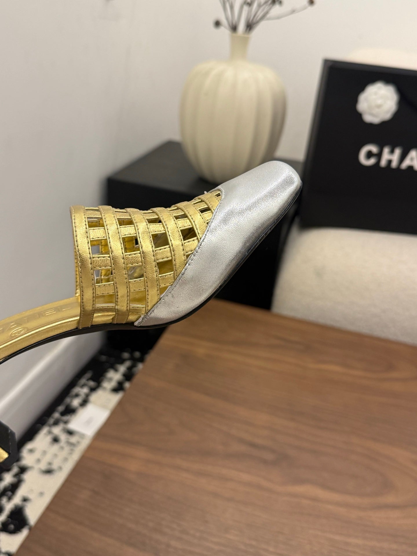 CC 26s Woven Mule High-Heeled Sandals Sliver Gold Leather 850121