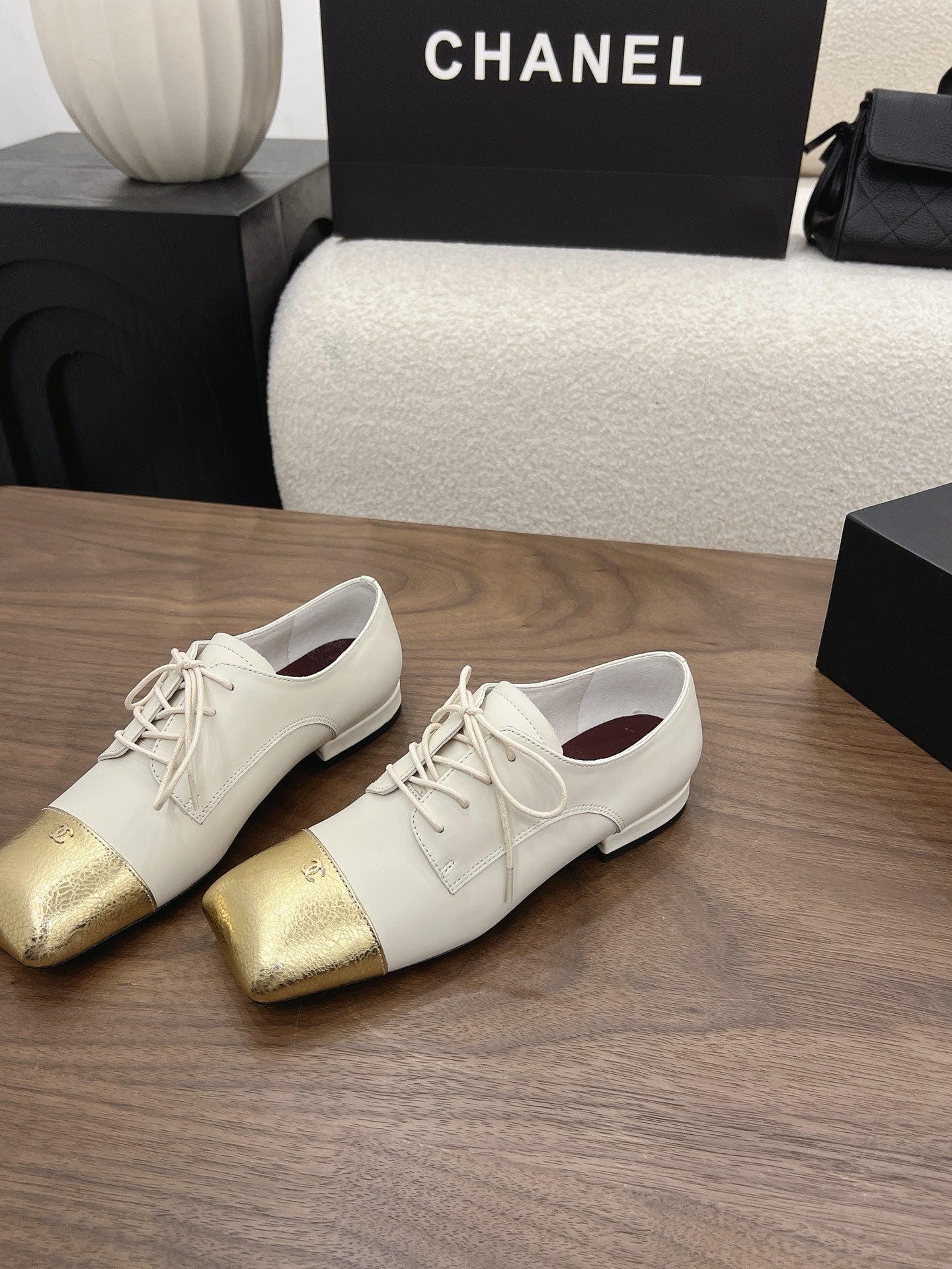 CC 26s Loafer 2cm Gold White Leather 910473