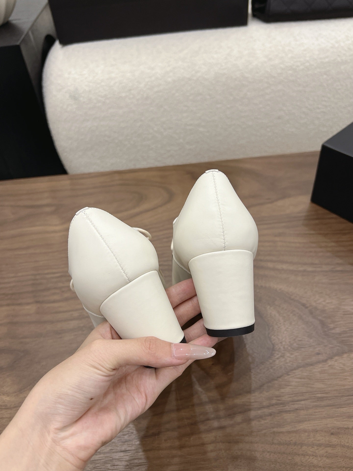 CC 26s Loafer 5cm White Gold Leather 910476