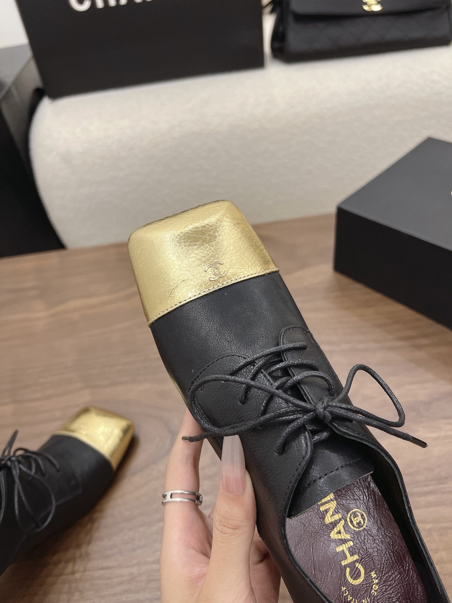CC 26s Loafer 5cm Black Gold Leather 910478