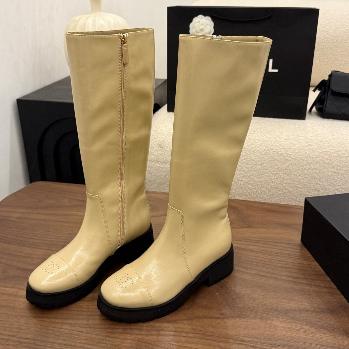 CC 26B Knee-High Boots 4.5cm Beige Leather 122441