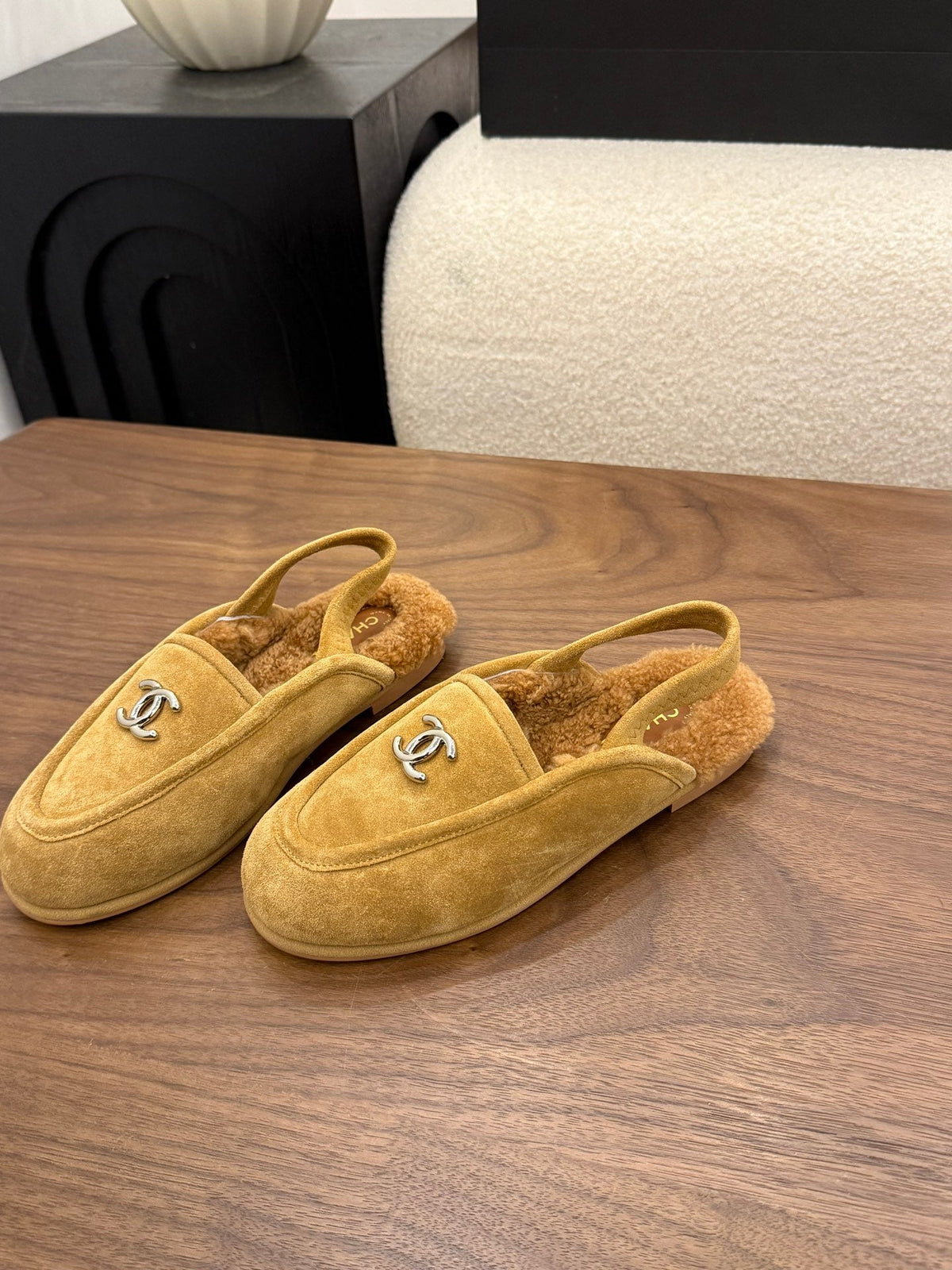 CC 26s Slingback Loafers Camel Suede Shearling 122672
