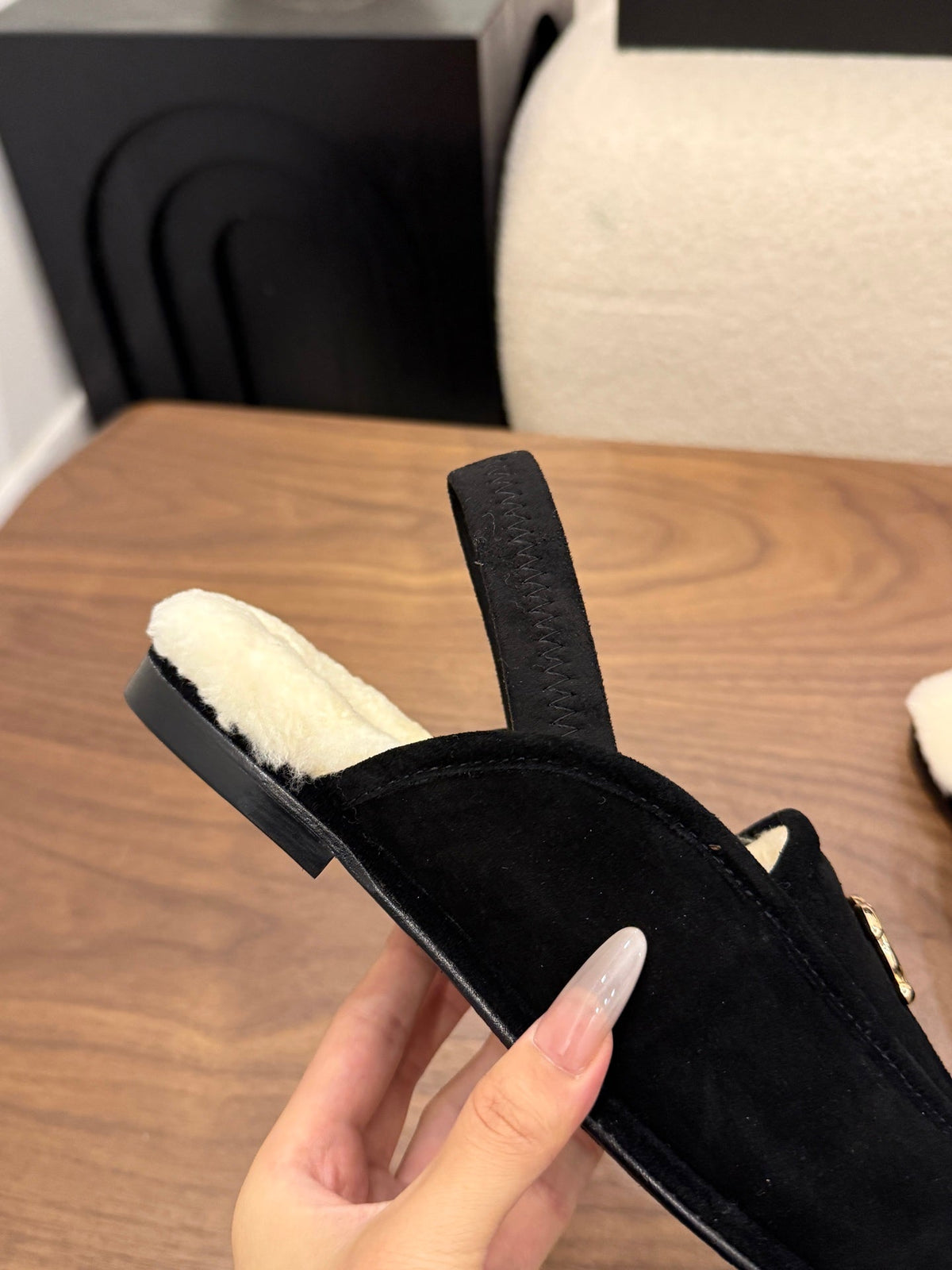 CC 26s Slingback Loafers Black Suede Shearling 122677
