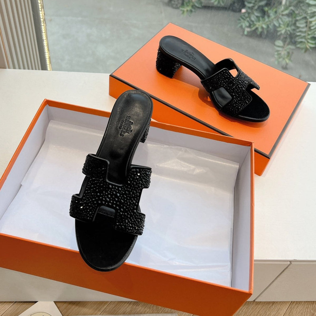 HM 26s Oasis Sandal In Black Suede With Crystals
