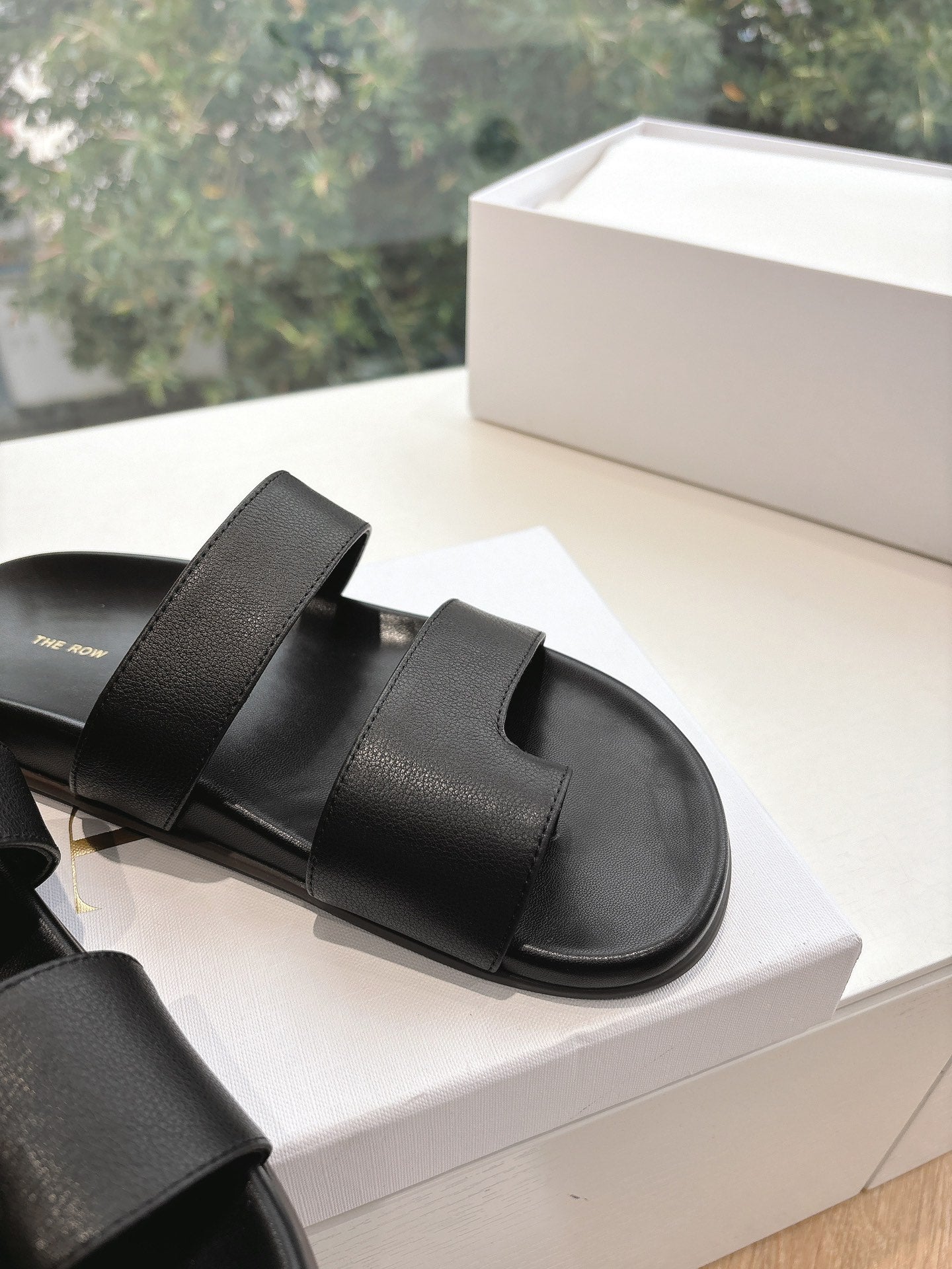 Hugh Sandal in Black Cowhide 286179