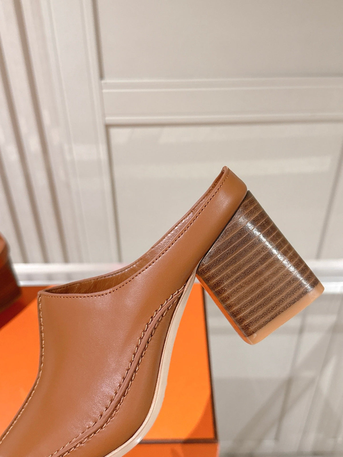 HM 26s Heel Mules 65 Mm In Light Brown Calfskin