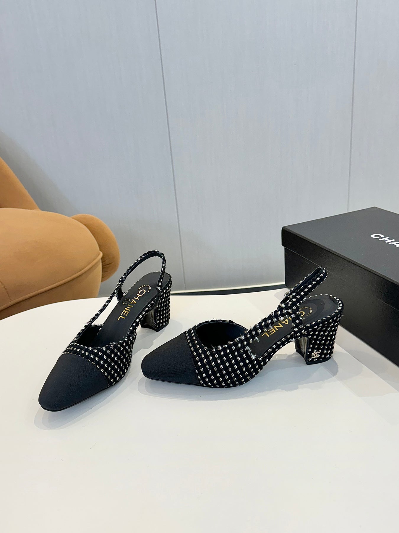 cc 25c slingback 65 black white tweed black grosgrain 233614