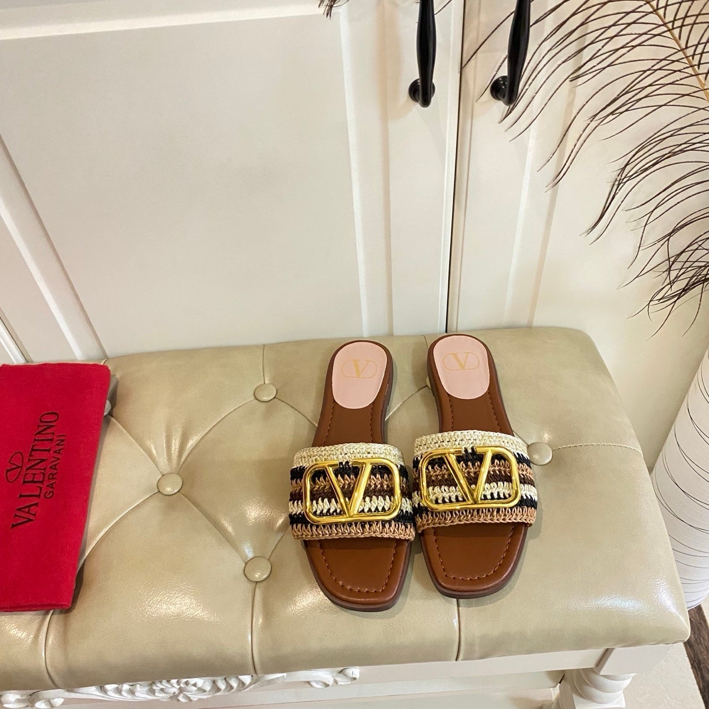 Vlogo Signature Slide Sandal 10mm With Crochet Embroidery