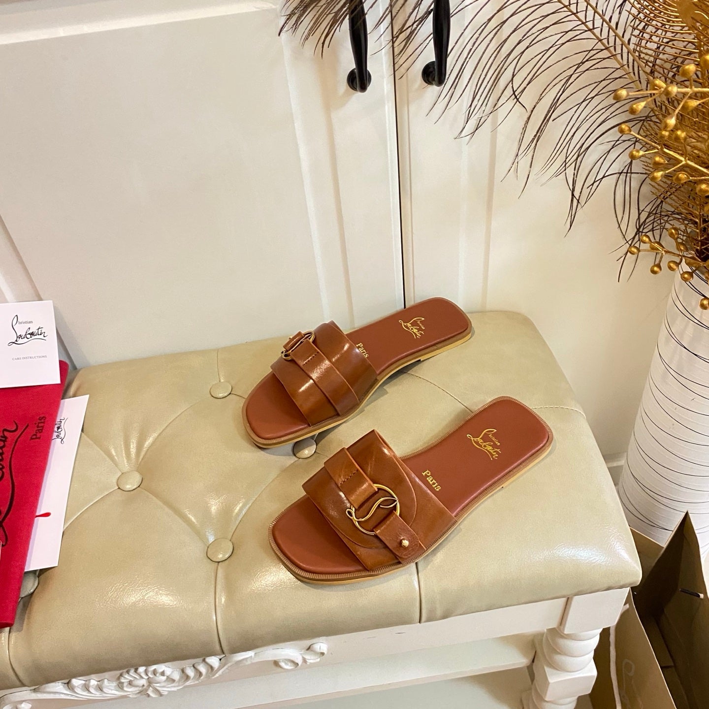 CL 26s Flat Sandal Brown Leather 687809