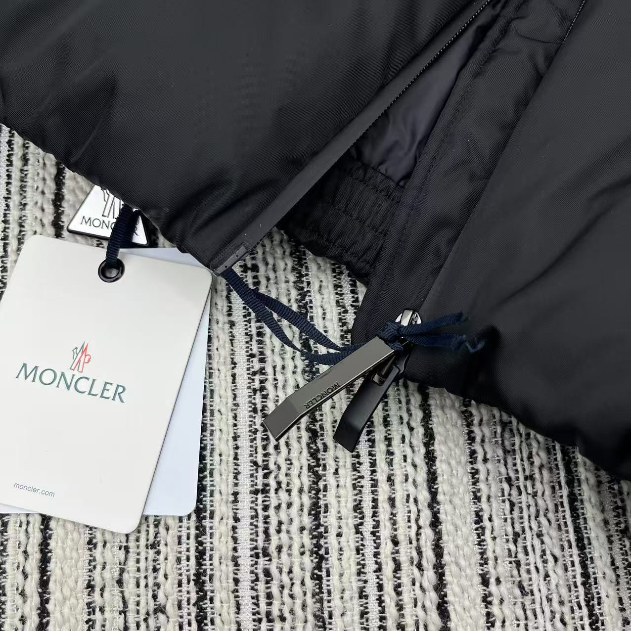 MC Vissec Short Down Jacket Black Down Feather