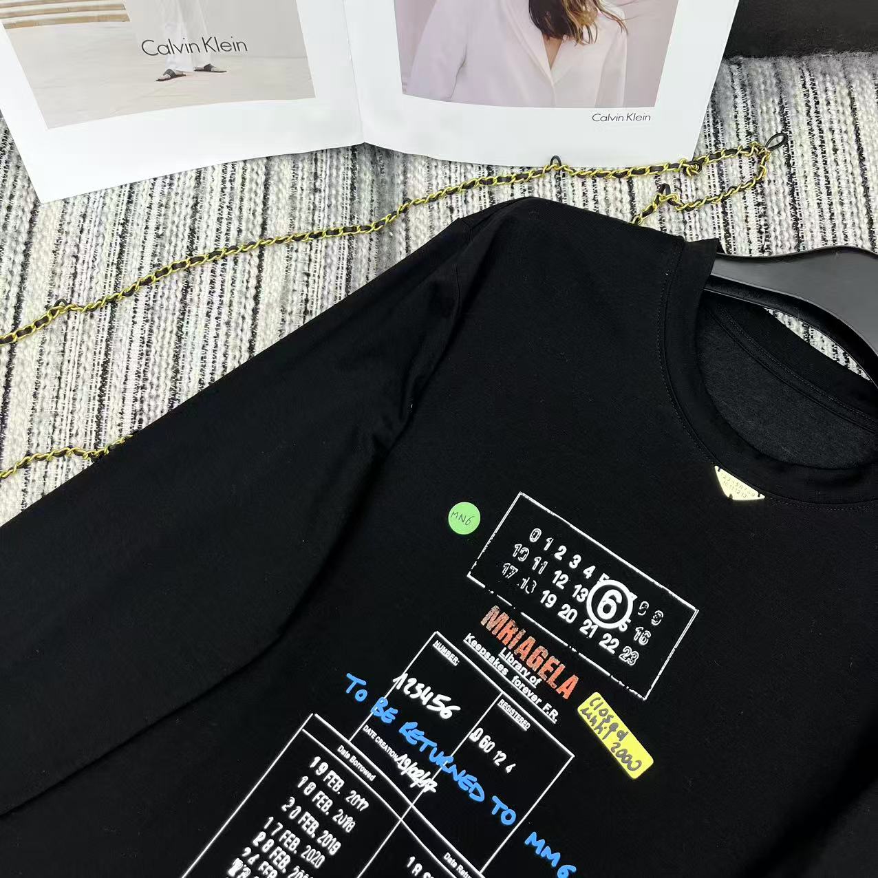 MM6 Letter Print Crew Neck Long Sleeve T-Shirt Black Cotton 387967