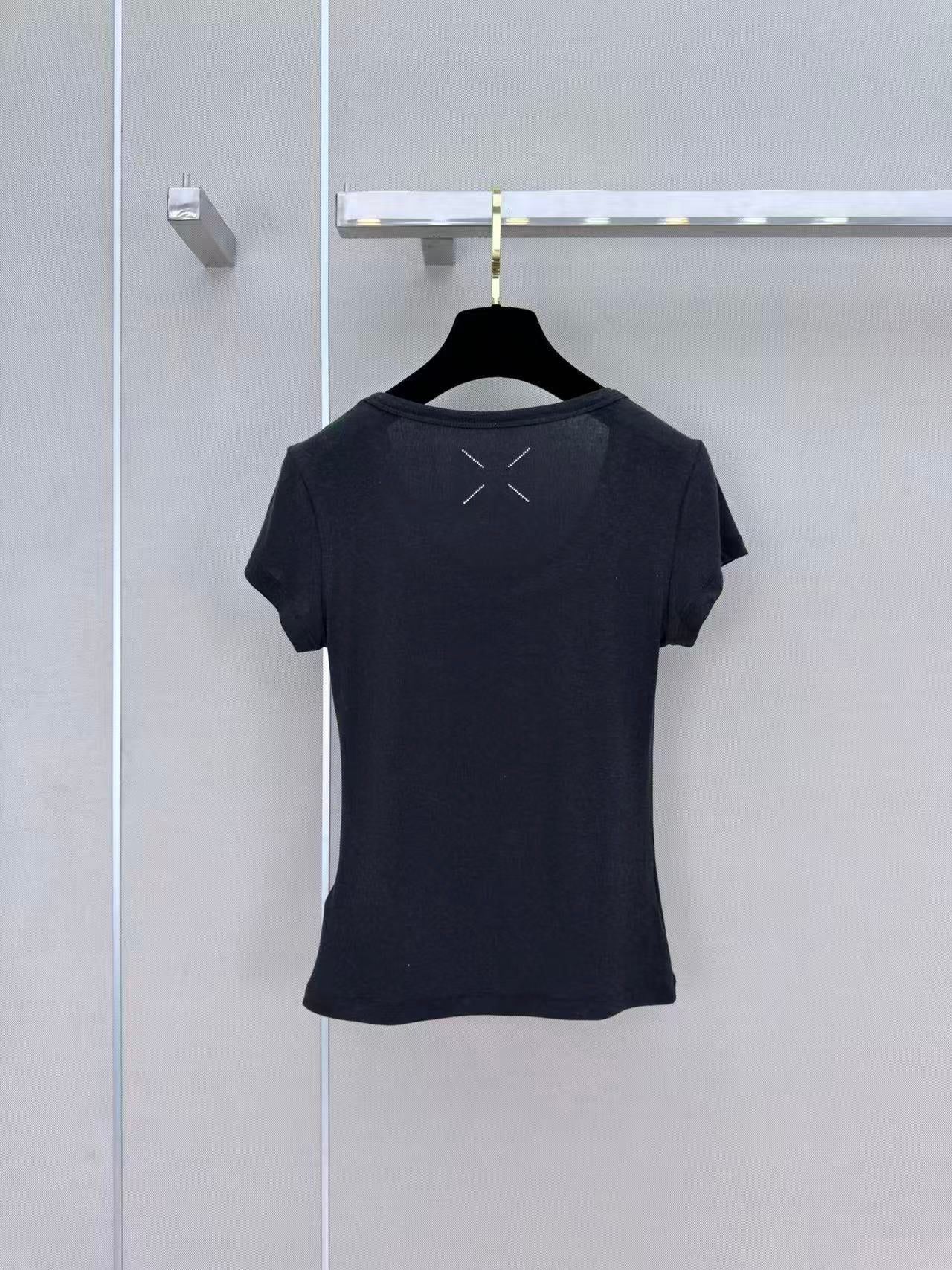 MM6 Rhinestone Letter Short-Sleeved T-Shirt Black Cotton 387956